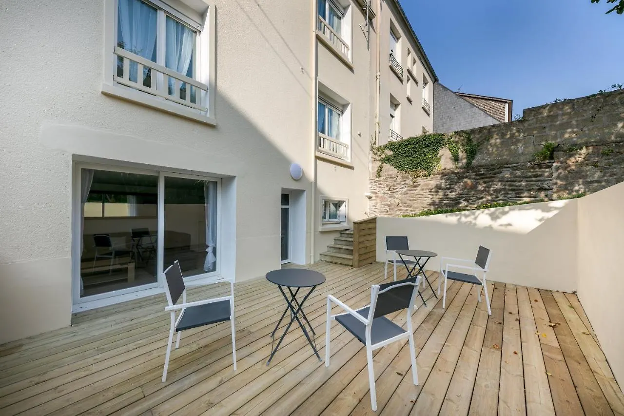 La Recouvrance : Chambre Spacieuse Avec Sdb Privative, Cuisine Et Salon Partages, Terrasse, Proche Facs Et Centre Brest 0*,  Francie